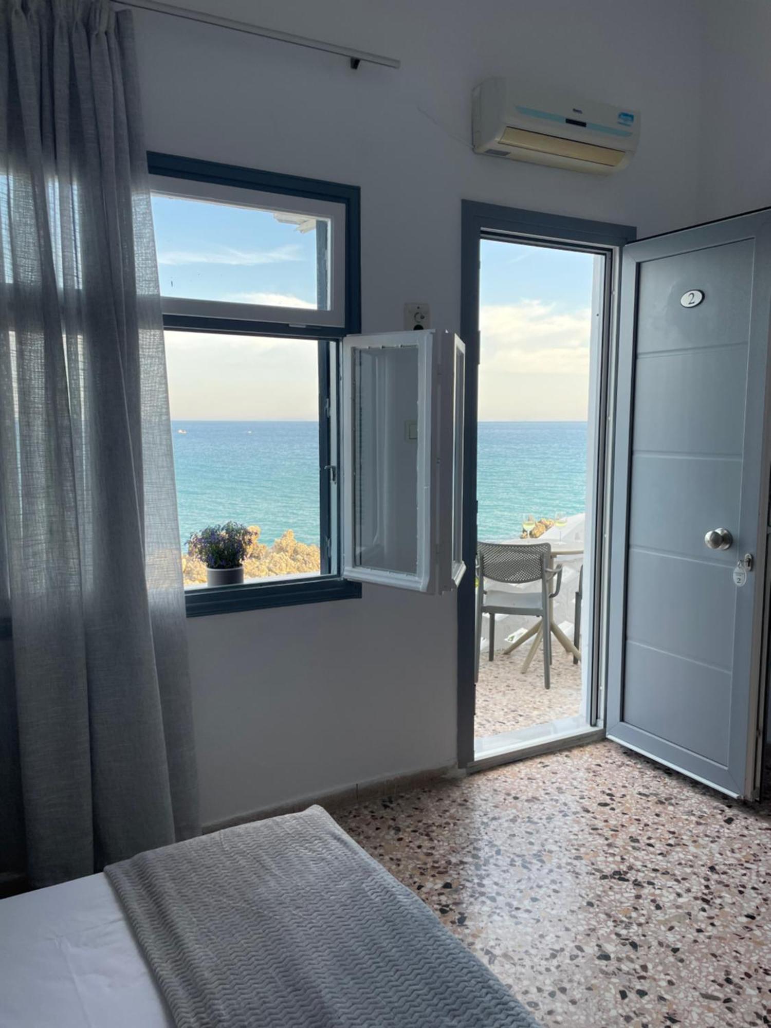 Chrisopetro Rooms Marathokampos Luaran gambar