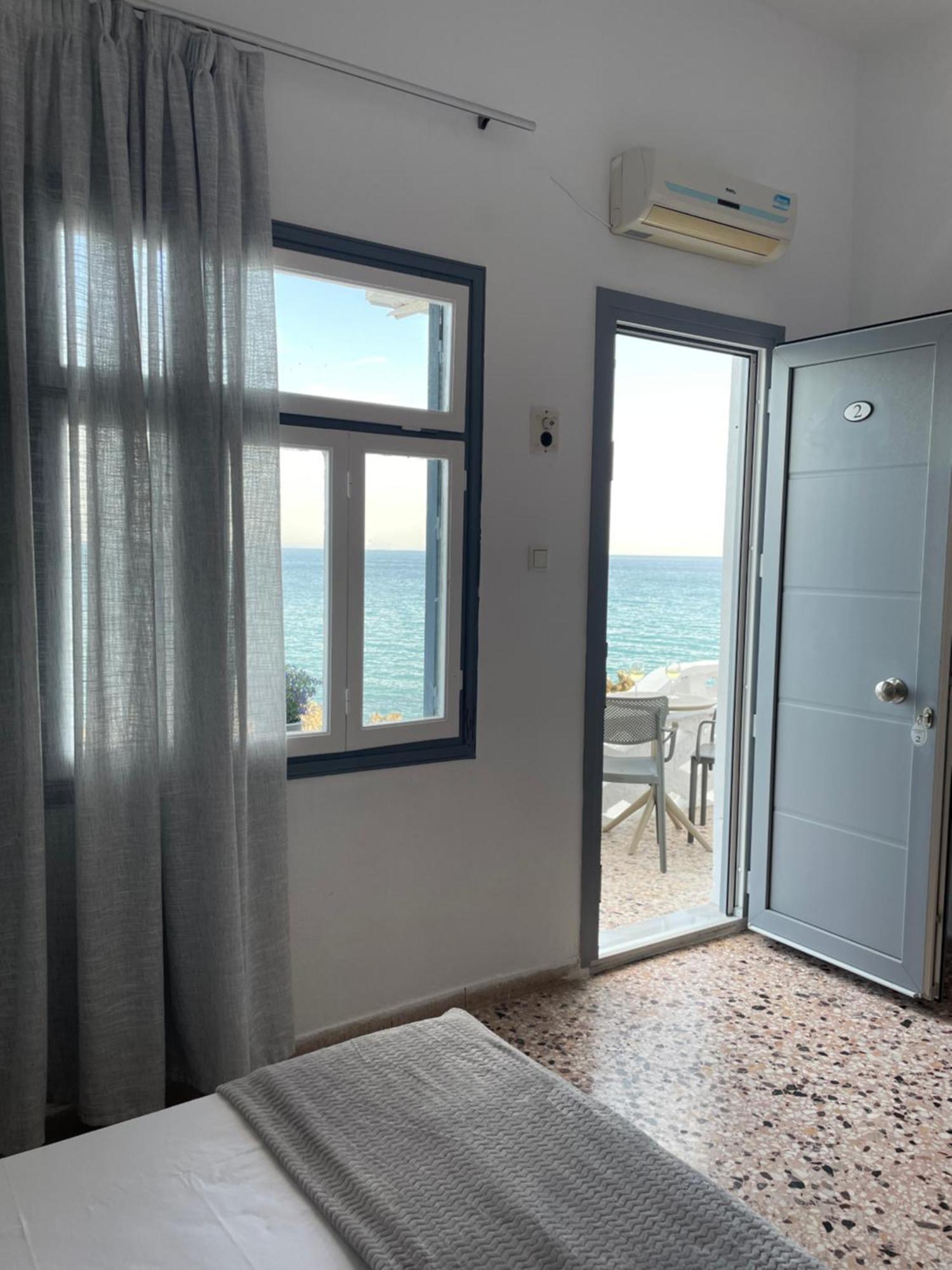 Chrisopetro Rooms Marathokampos Luaran gambar