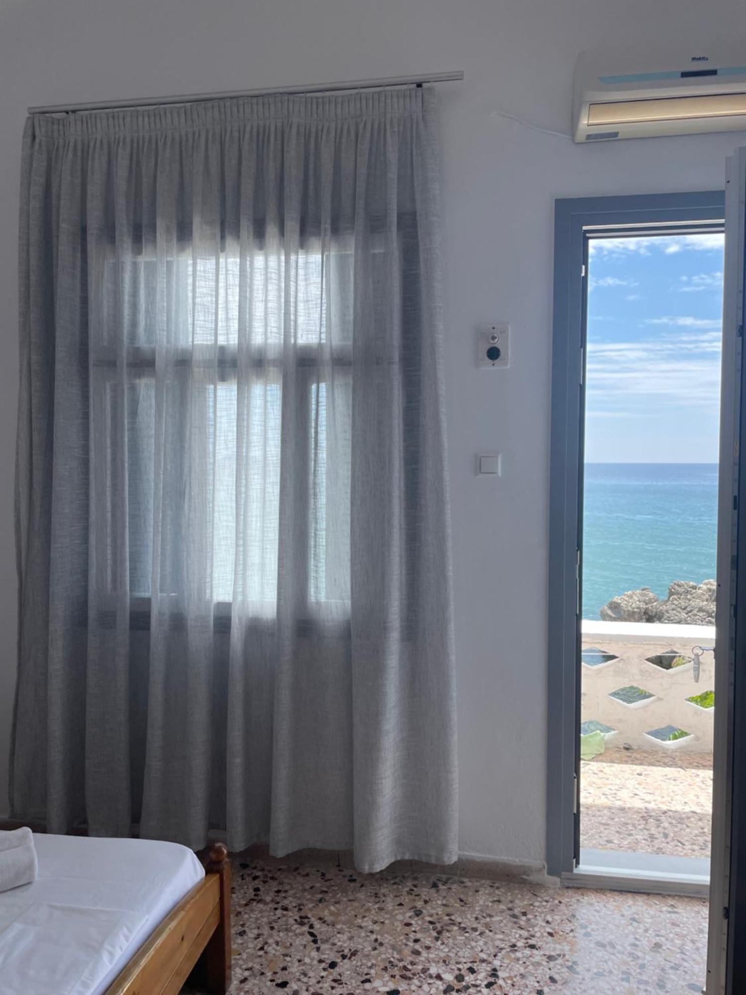 Chrisopetro Rooms Marathokampos Luaran gambar